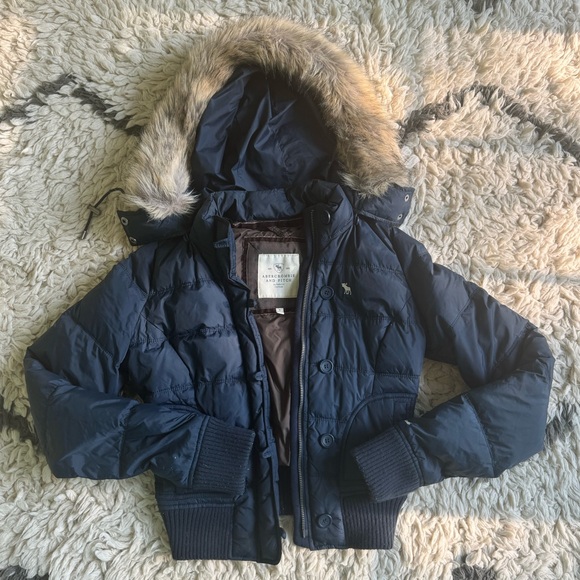 Abercrombie & Fitch Jackets & Blazers - Vintage Y2K Abercrombie and Fitch S Navy Puffer Coat